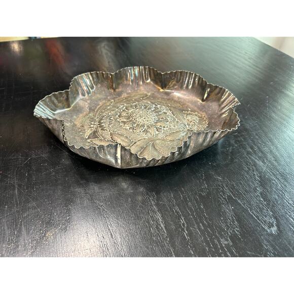 Heavy Silver Tone- Scallopped Edges- Detailed floral Design- Tray Vintage wear - Picture 2 of 5